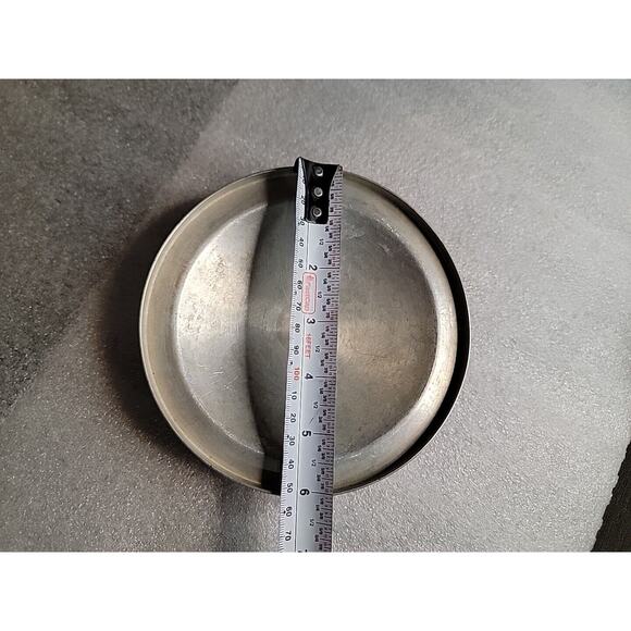 Vintage Metal Red Replacement Lid 6 1/8" Outer 6" Inner No Dents/Dimples - Picture 5 of 7